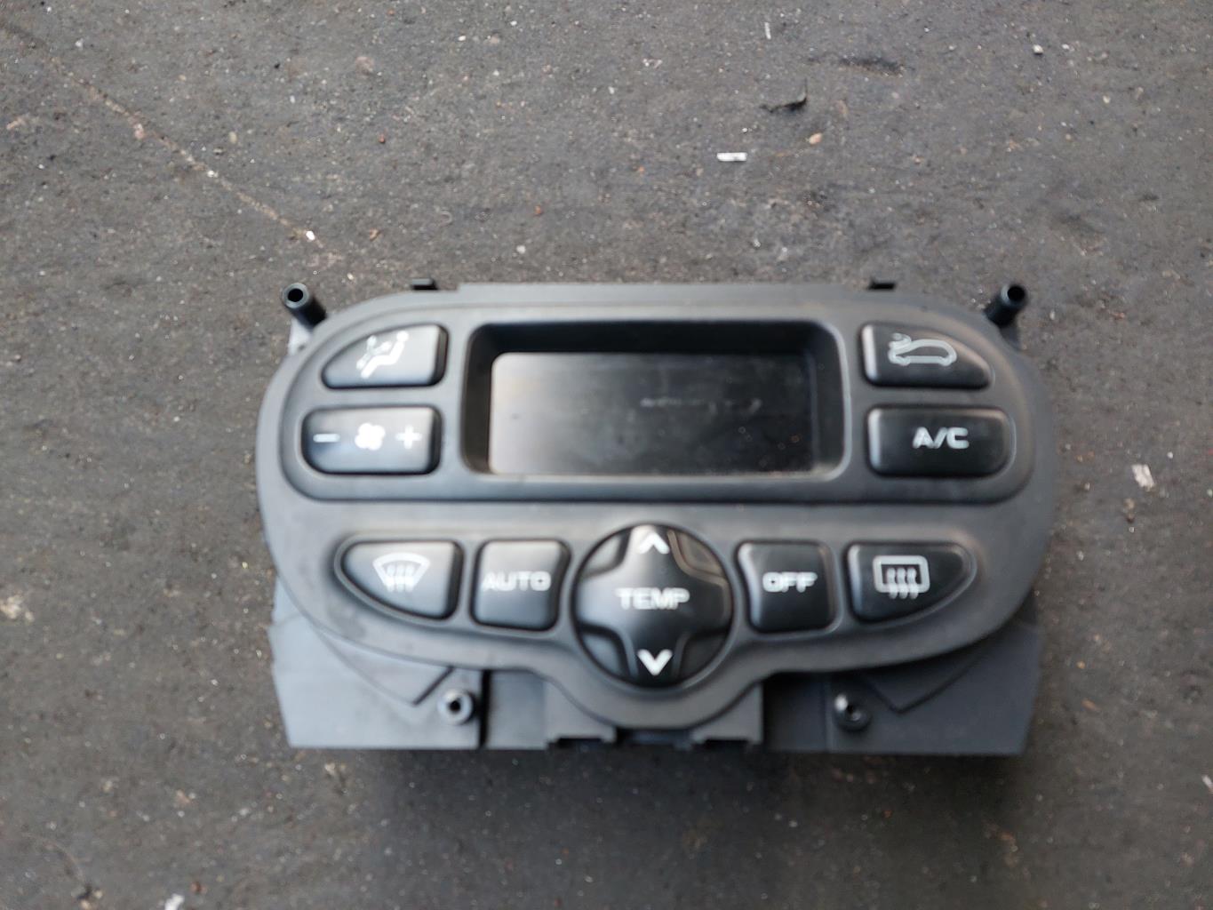 Commande chauffage PEUGEOT 206 PHASE 1 Essence - 1