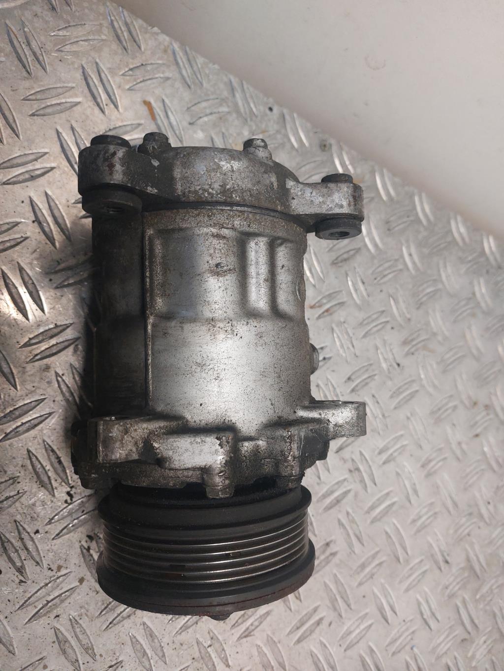 Compresseur clim VOLKSWAGEN LUPO Essence - 1