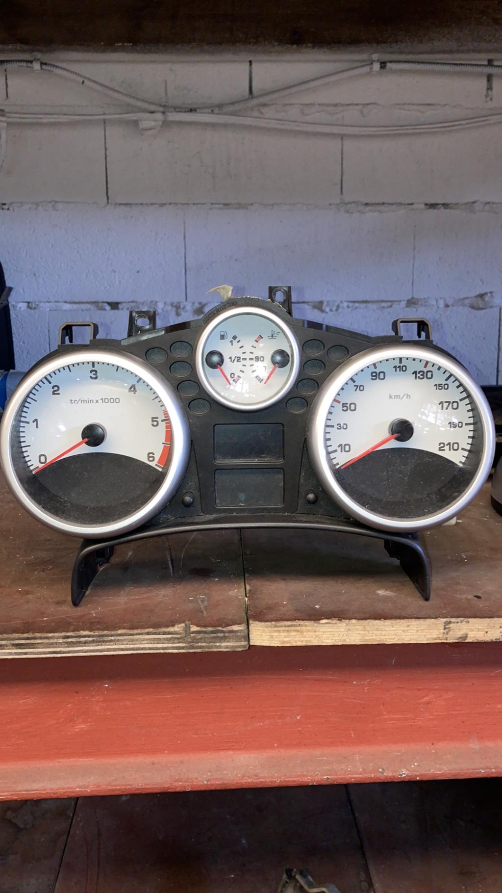 Compteur PEUGEOT 207 PHASE 1 Diesel - 1