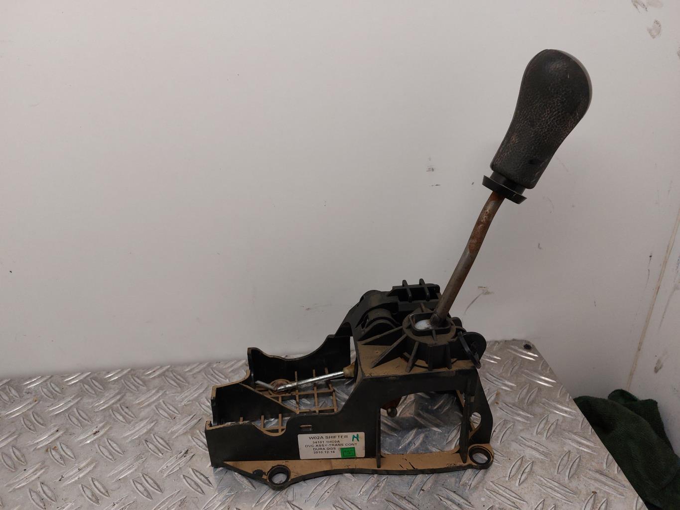 Levier de vitesses NISSAN MICRA 4 PHASE 1 Essence - 1