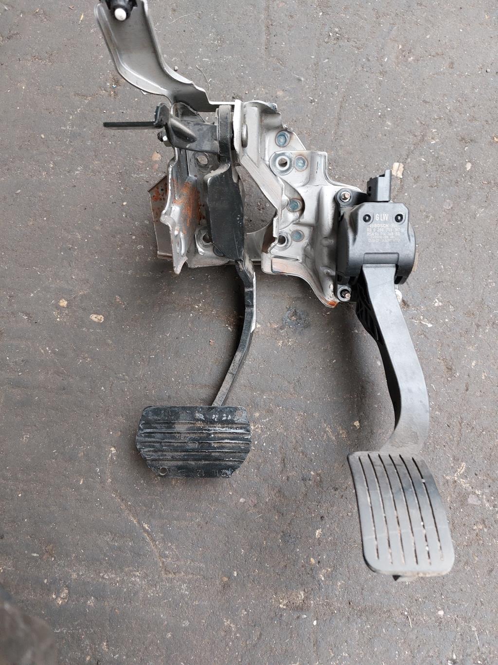 Pedalier PEUGEOT 3008 1 PHASE 1 Diesel/Hybride - 1
