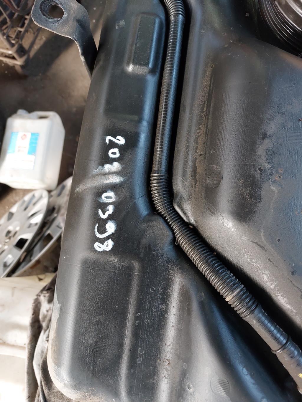 Reservoir essence CITROEN C3 PICASSO PHASE 1 Diesel - 1