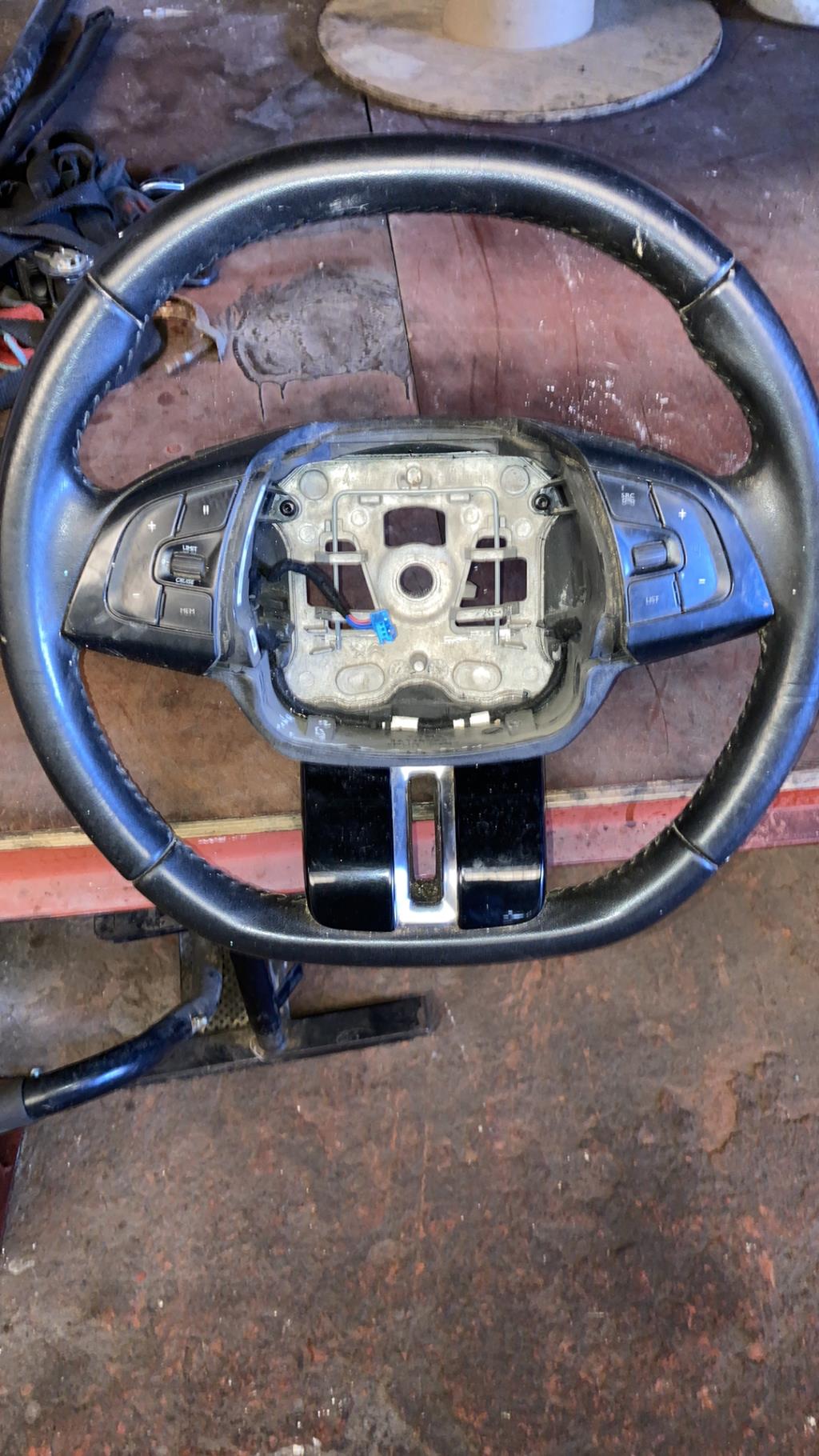 Volant CITROEN C4 CACTUS Diesel - 1