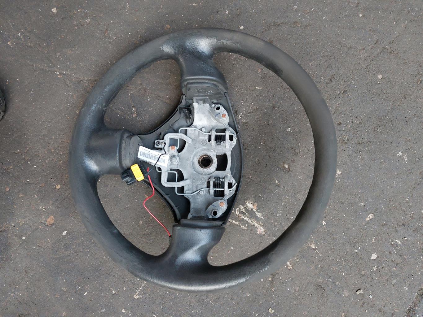 Volant PEUGEOT 206 PHASE 1 Essence - 1