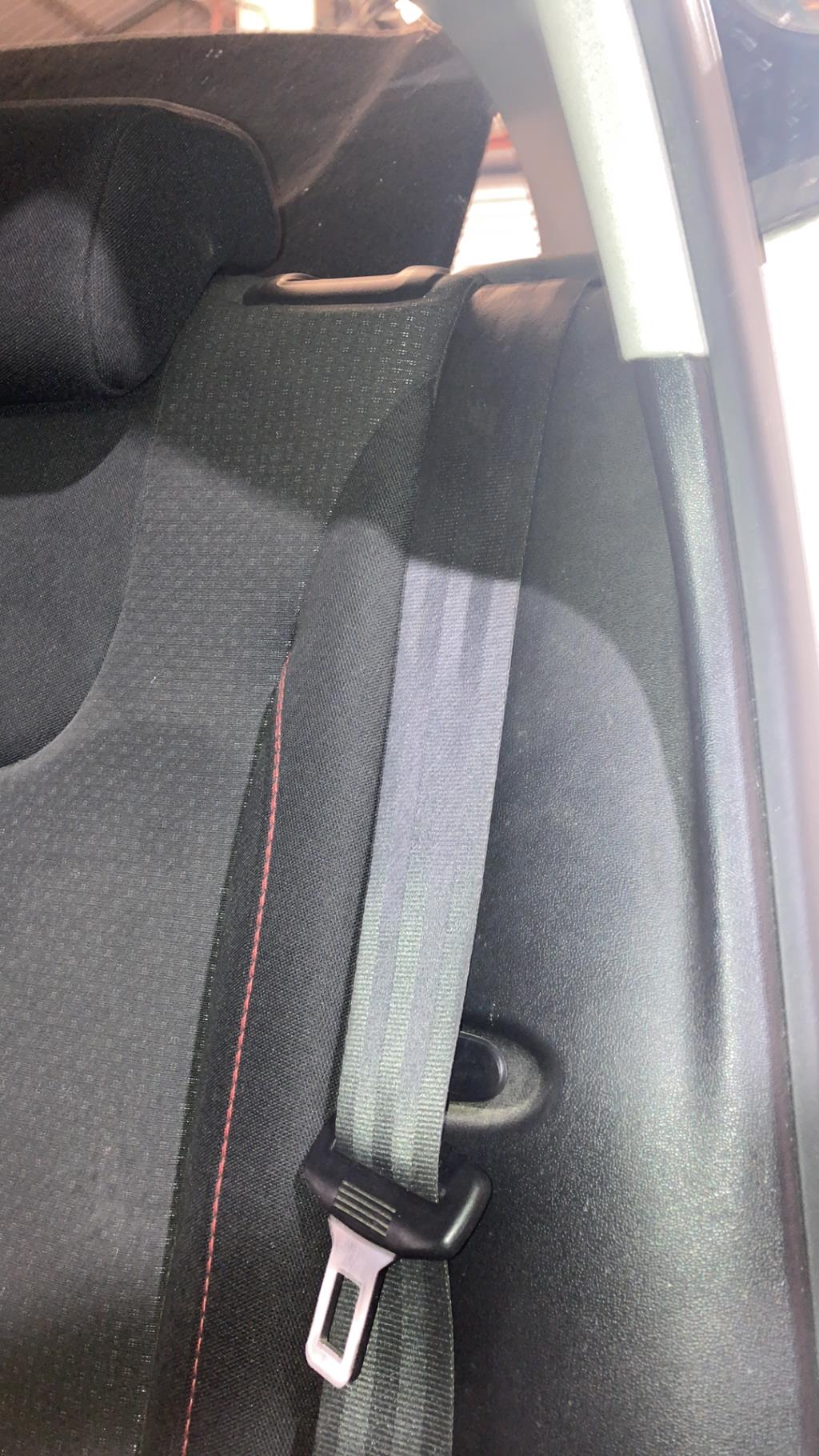 Ceinture arriere gauche SEAT LEON 2 PHASE 2 Diesel - 1