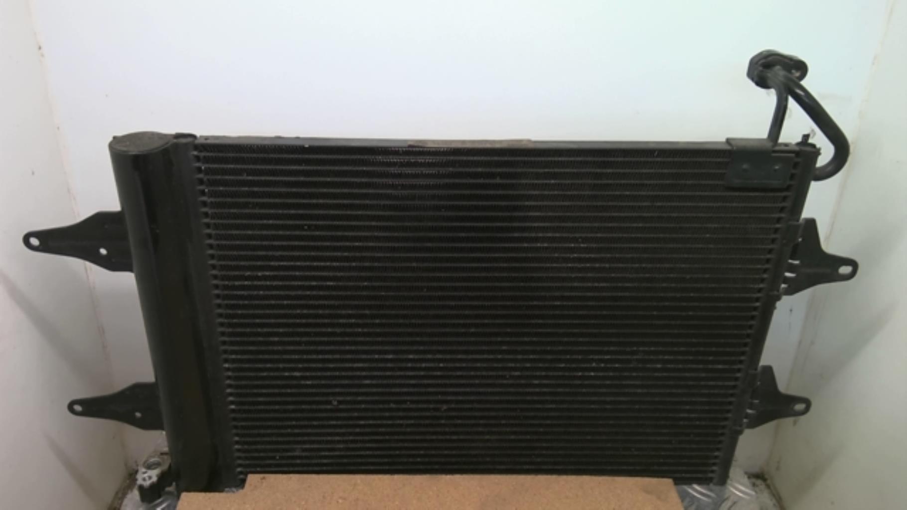 Condenseur de clim VOLKSWAGEN GOLF 5 Diesel - 1