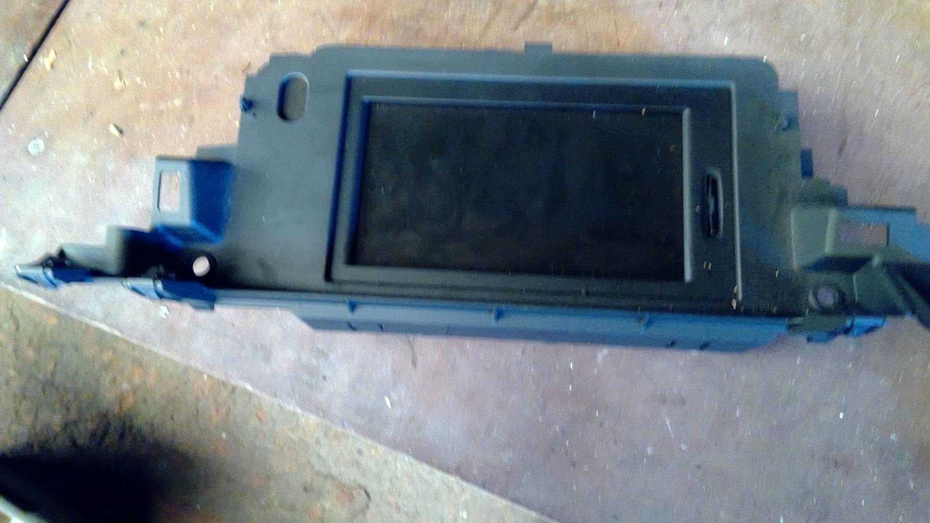 Ecran GPS RENAULT LAGUNA 3 PHASE 1 Diesel - 1