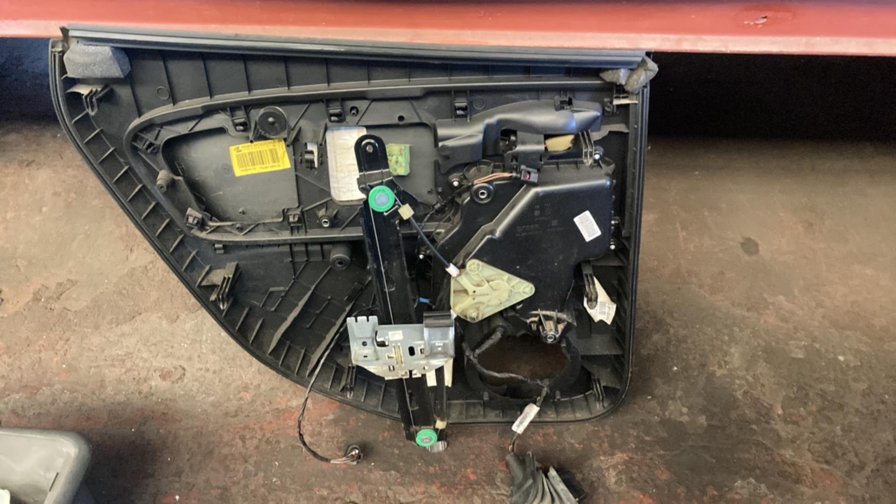 Mecanisme de leve vitre electrique arriere droit SEAT LEON 2 PHASE 2 Diesel - 1