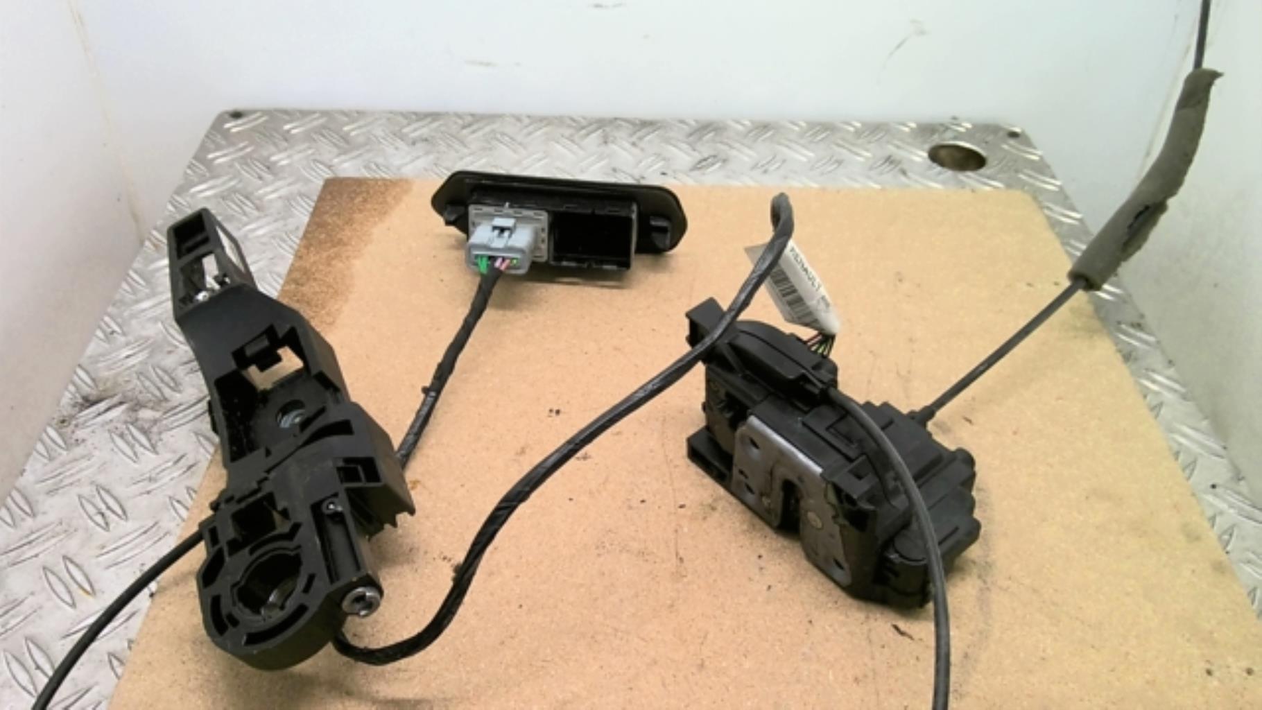 Serrure de porte laterale gauche RENAULT KANGOO 2 PHASE 1 Diesel - 1