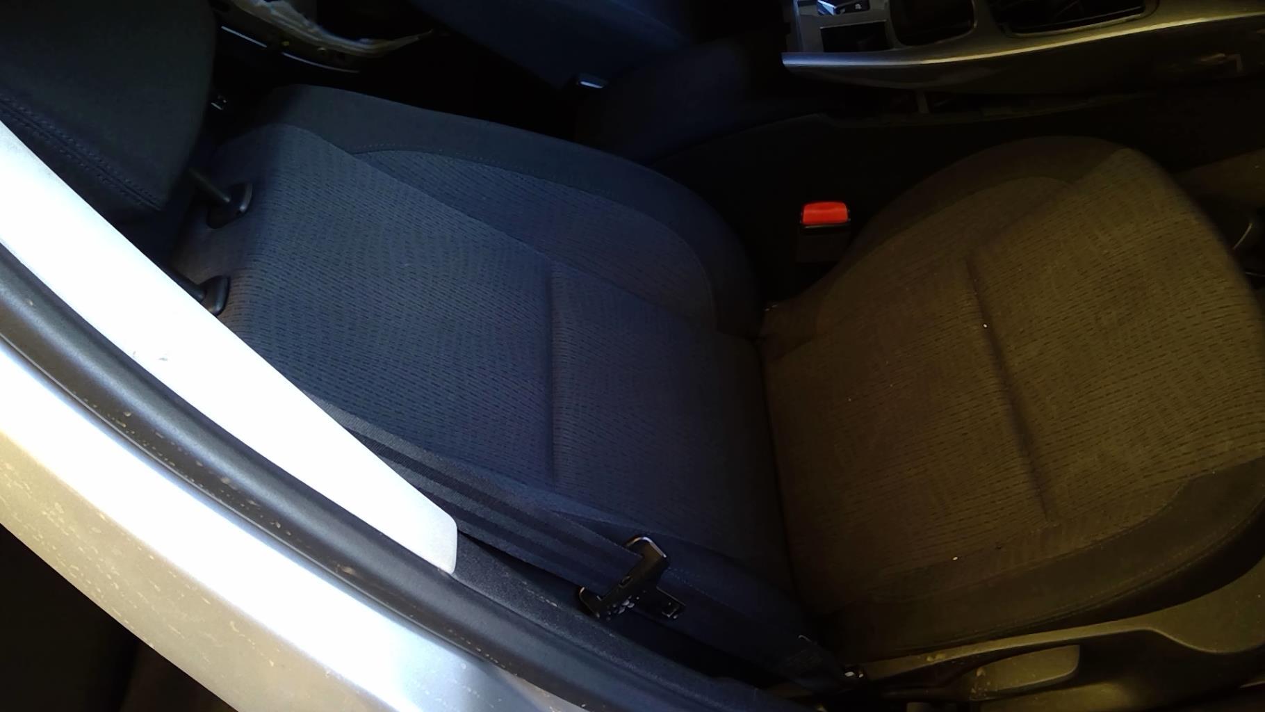 Siege avant droit RENAULT LAGUNA 3 PHASE 1 Diesel - 1