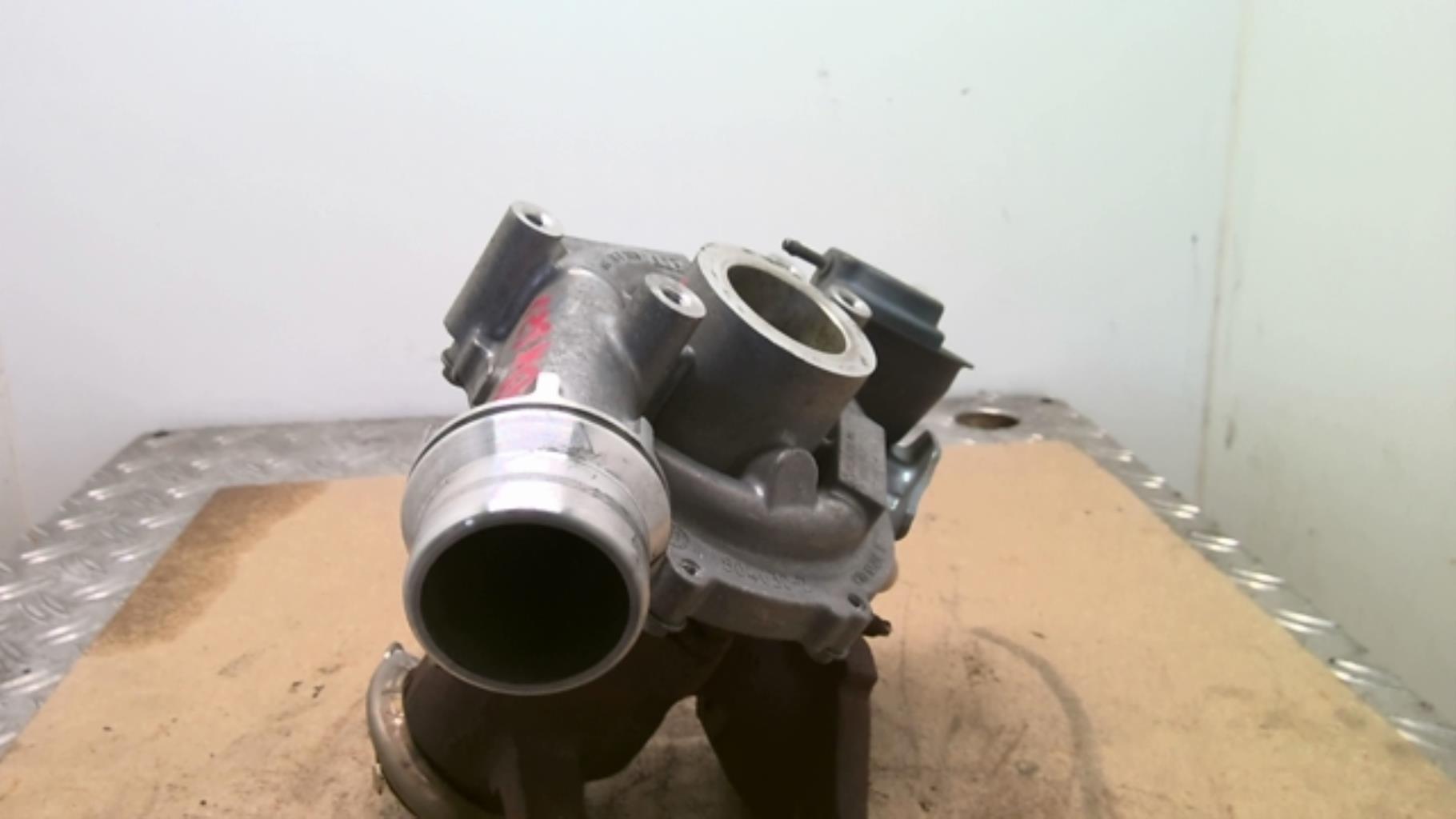 Turbo RENAULT CLIO 4 PHASE 2 Diesel - 1