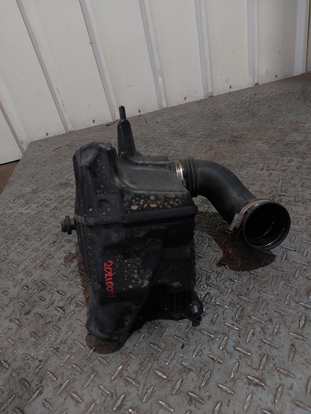 Boite a air RENAULT SCENIC 2 PHASE 1 Diesel - 1
