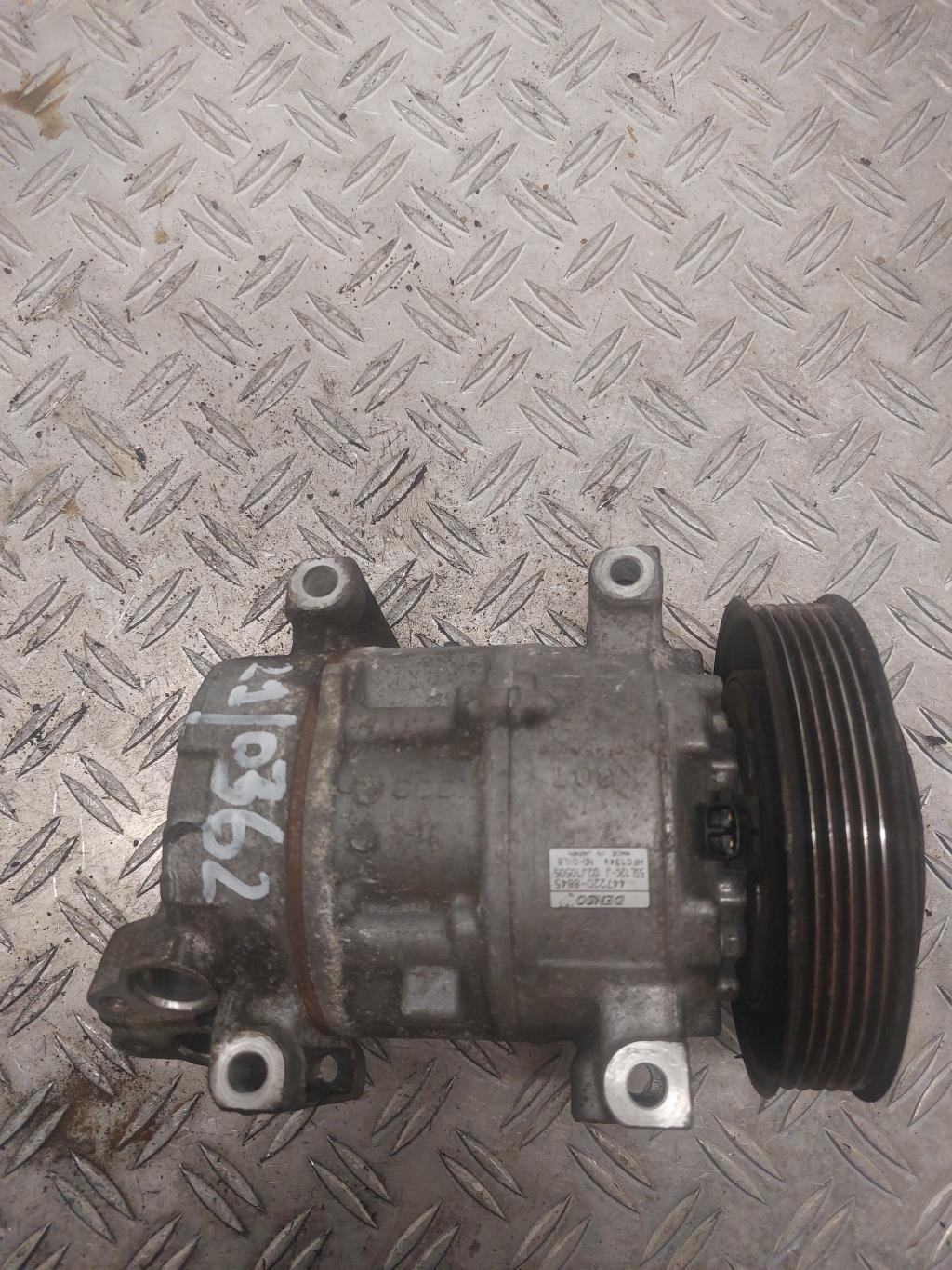 Compresseur clim FORD FIESTA 4 PHASE 1 Essence - 1