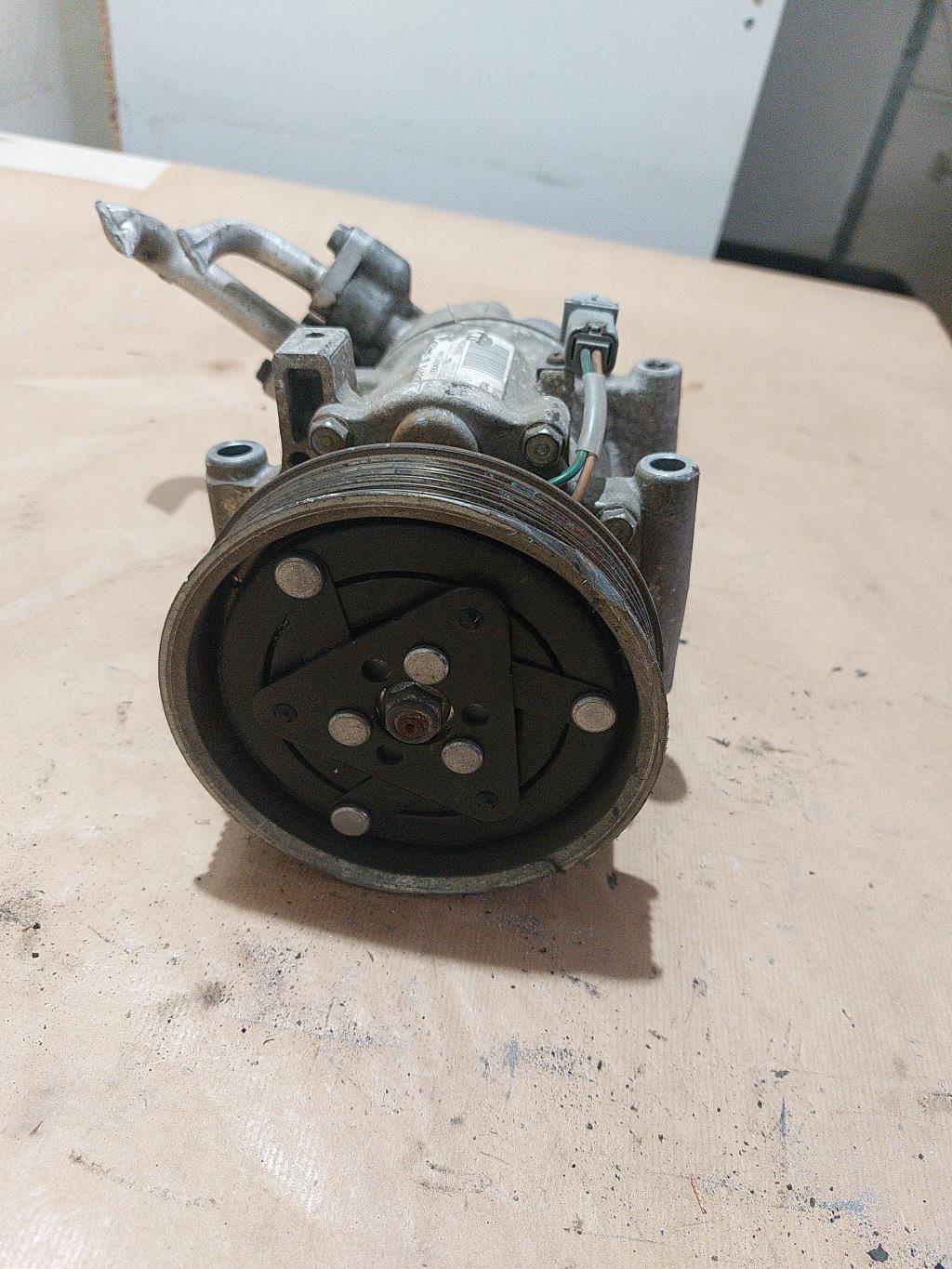 Compresseur clim RENAULT CLIO 3 PHASE 2 Diesel - 1