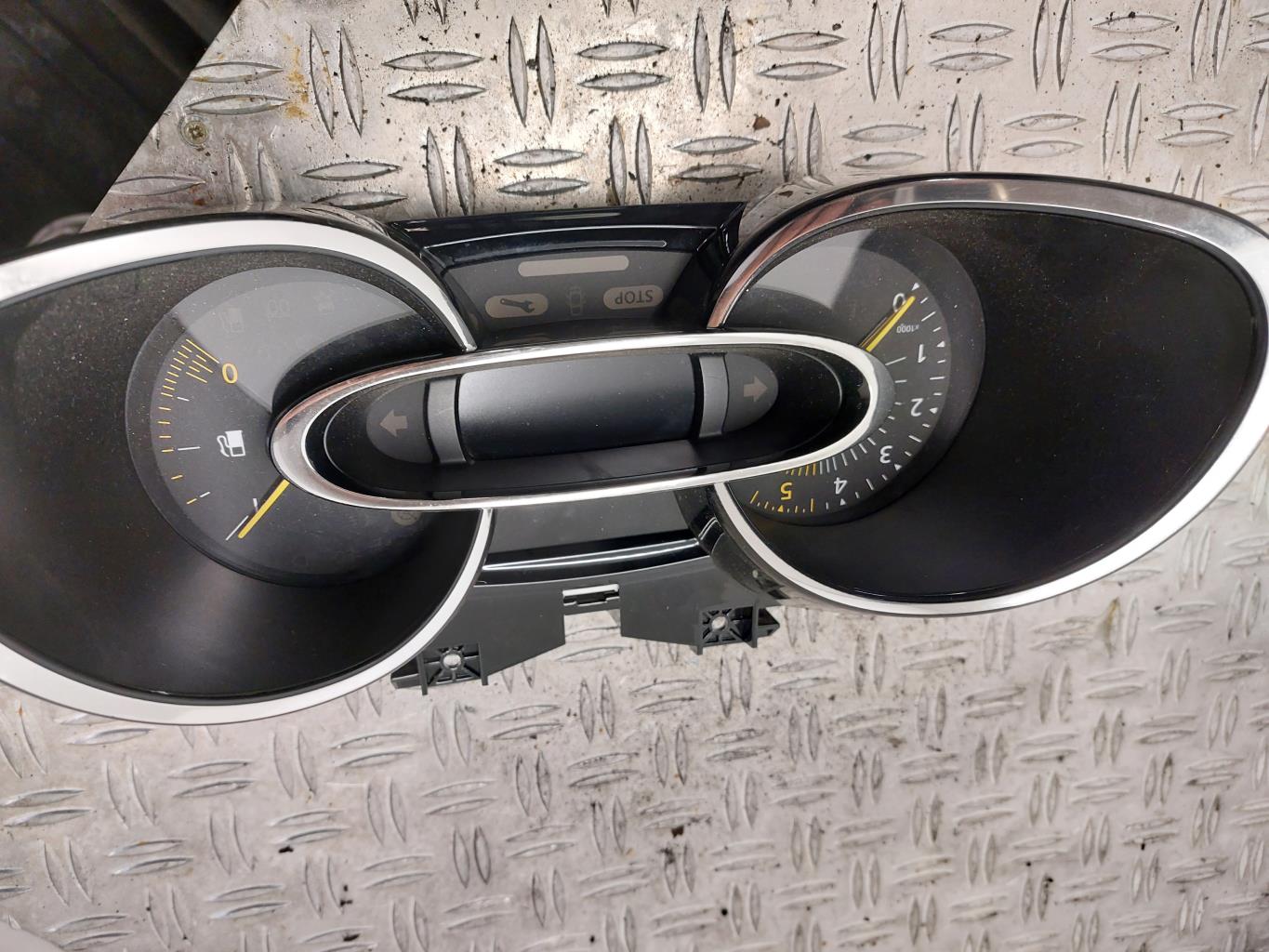 Compteur RENAULT CLIO 4 PHASE 1 Diesel - 1