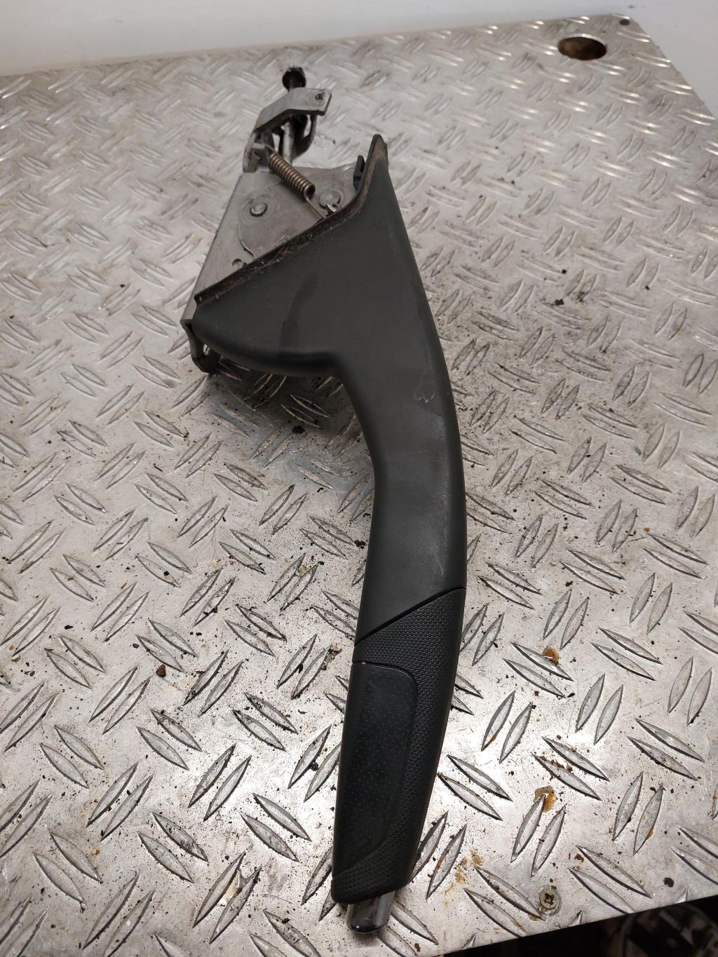 Levier frein à main RENAULT CLIO 4 PHASE 1 Diesel - 1