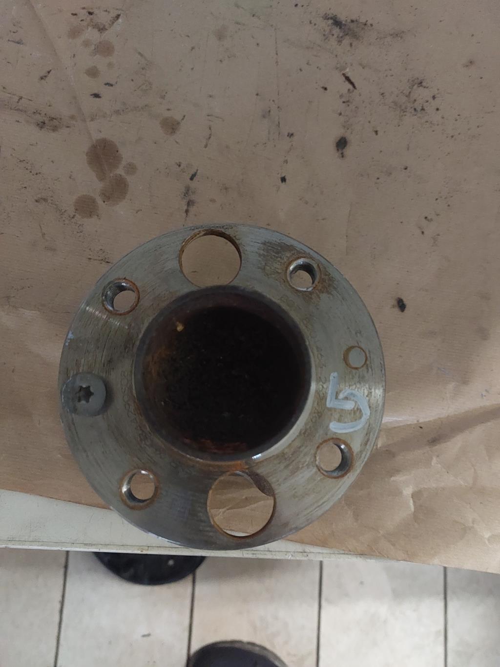 Moyeu arriere gauche RENAULT CLIO 5 PHASE 1 Diesel - 1