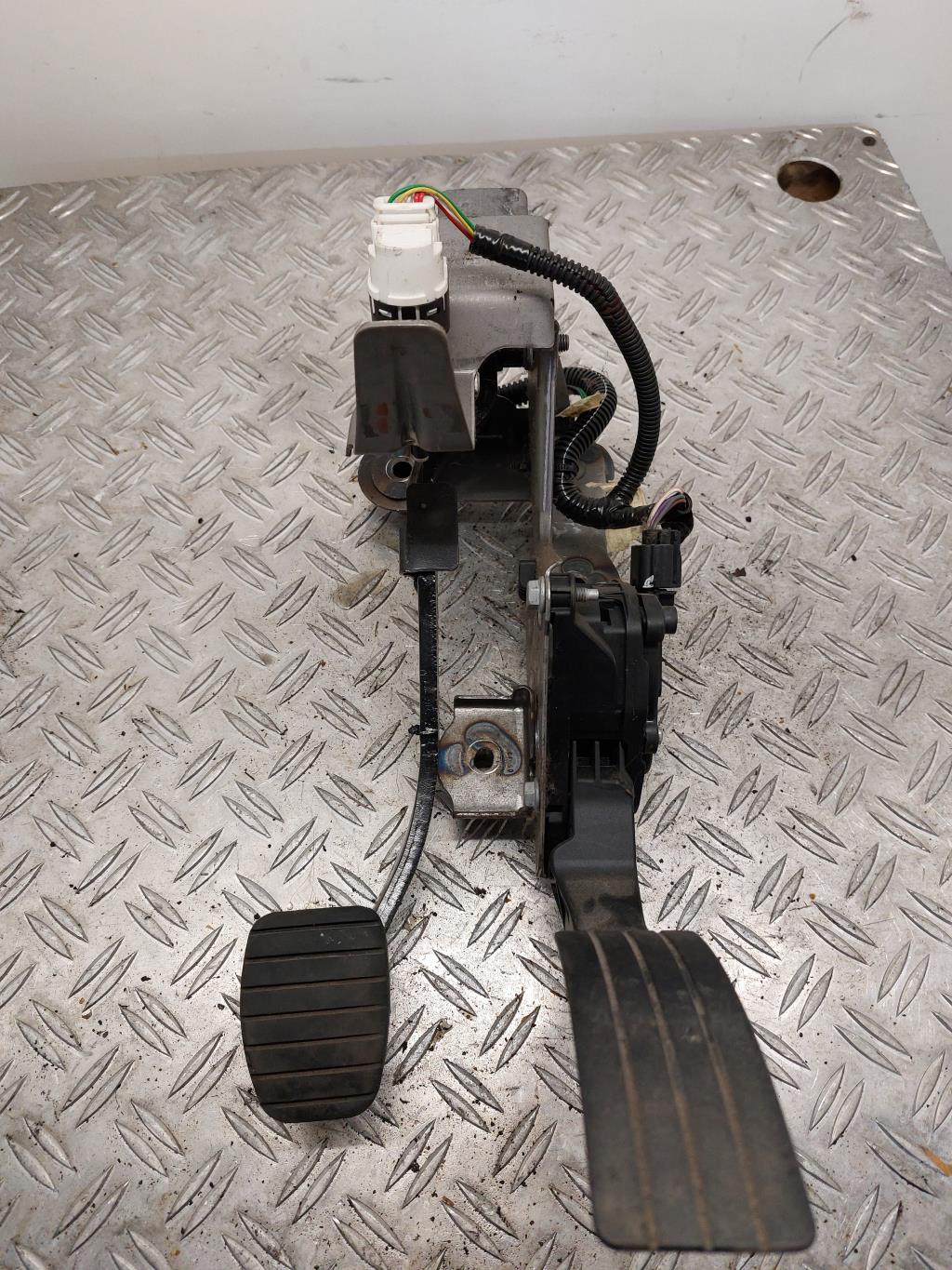 Pedalier RENAULT CLIO 4 PHASE 1 Diesel - 1