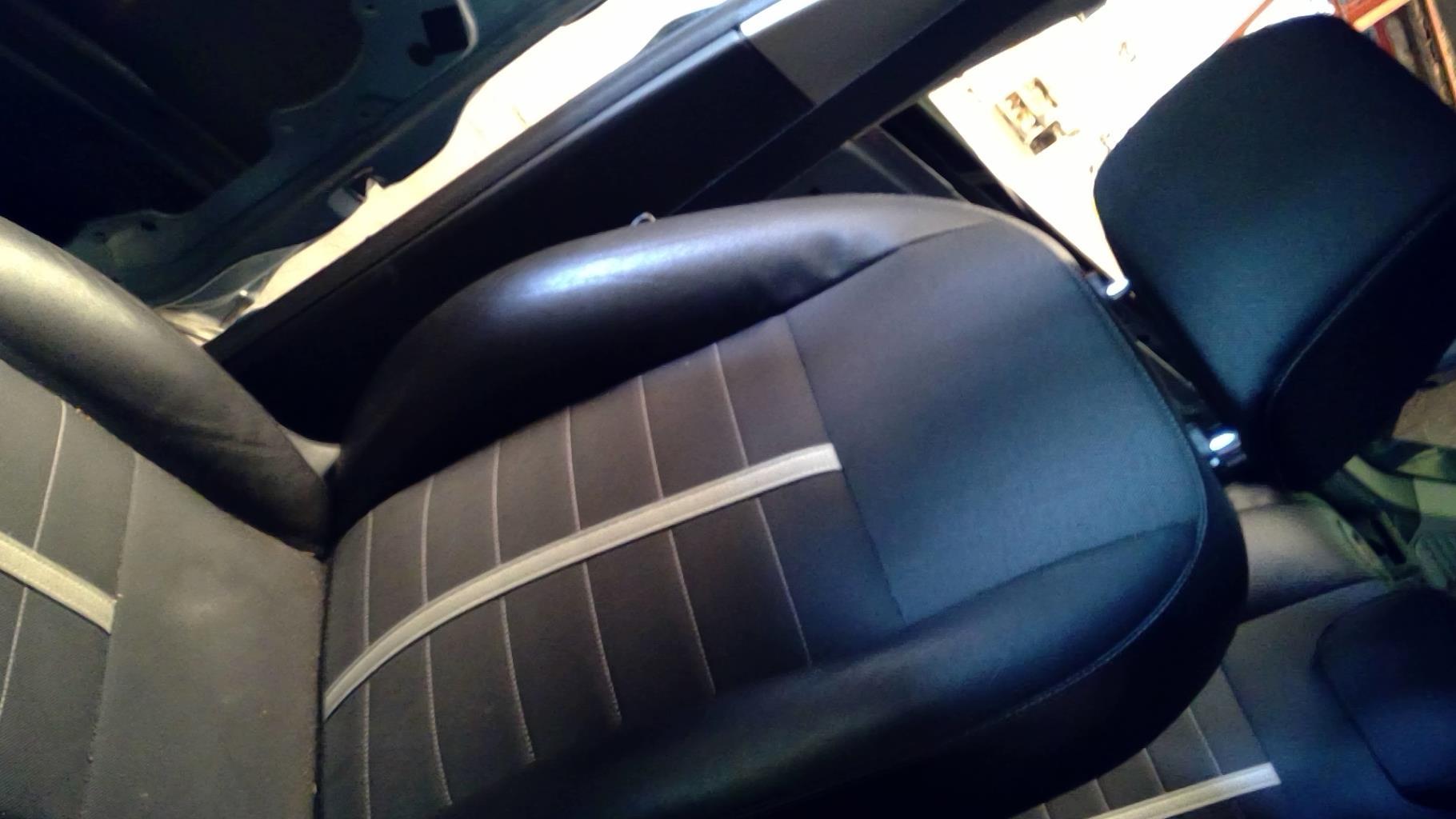 Siege avant droit FORD KUGA 1  - 1