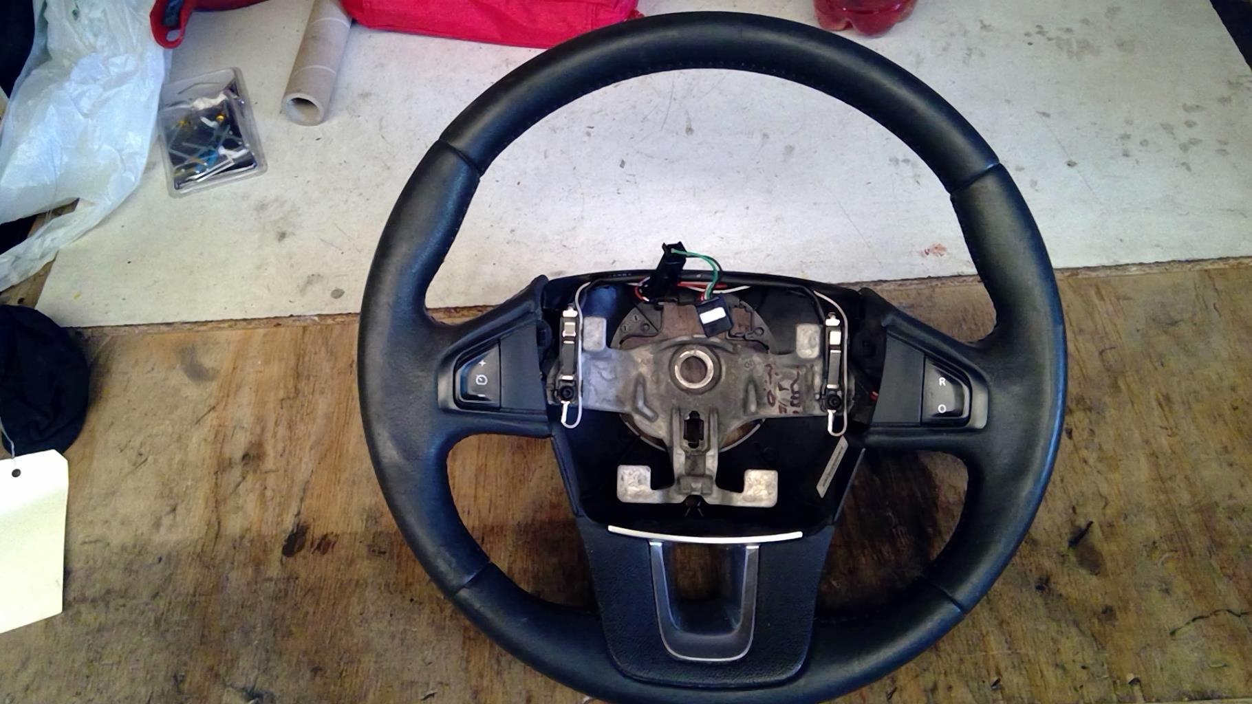 Volant RENAULT LAGUNA 3  - 1