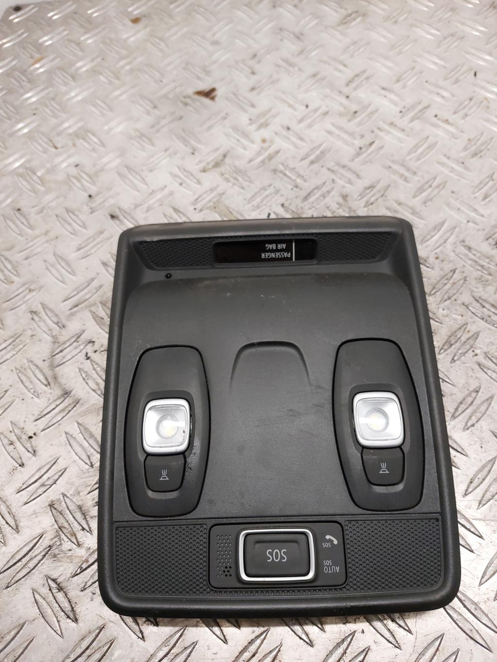 Eclairage de plafonnier RENAULT CLIO 5 PHASE 1 Diesel - 1