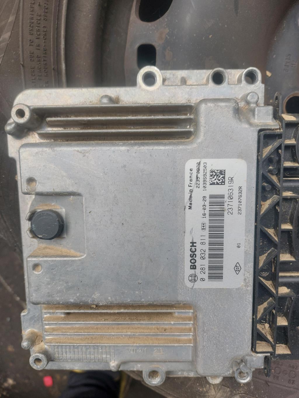 Calculateur RENAULT CLIO 4 PHASE 1 Diesel - 1