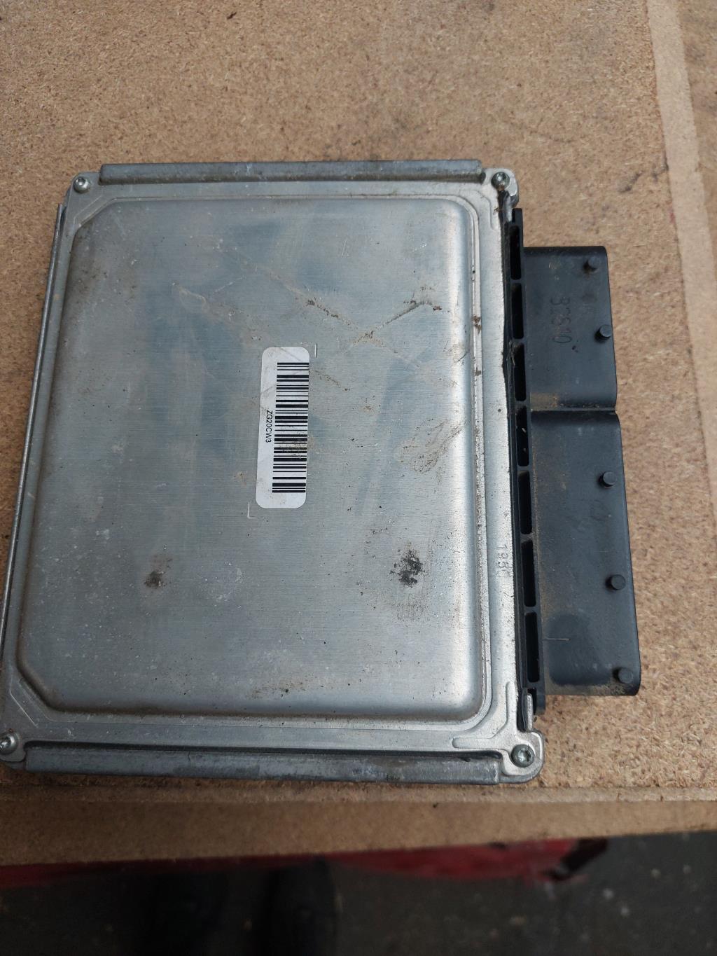 Calculateur SKODA FABIA 2 PHASE 2 Diesel - 1