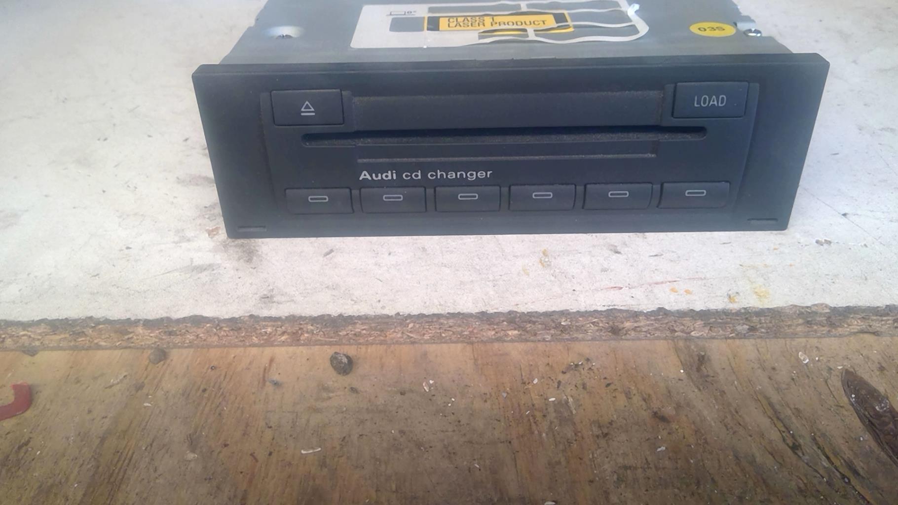 Chargeur CD AUDI A4 2 AVANT PHASE 2 BREAK Diesel - 1