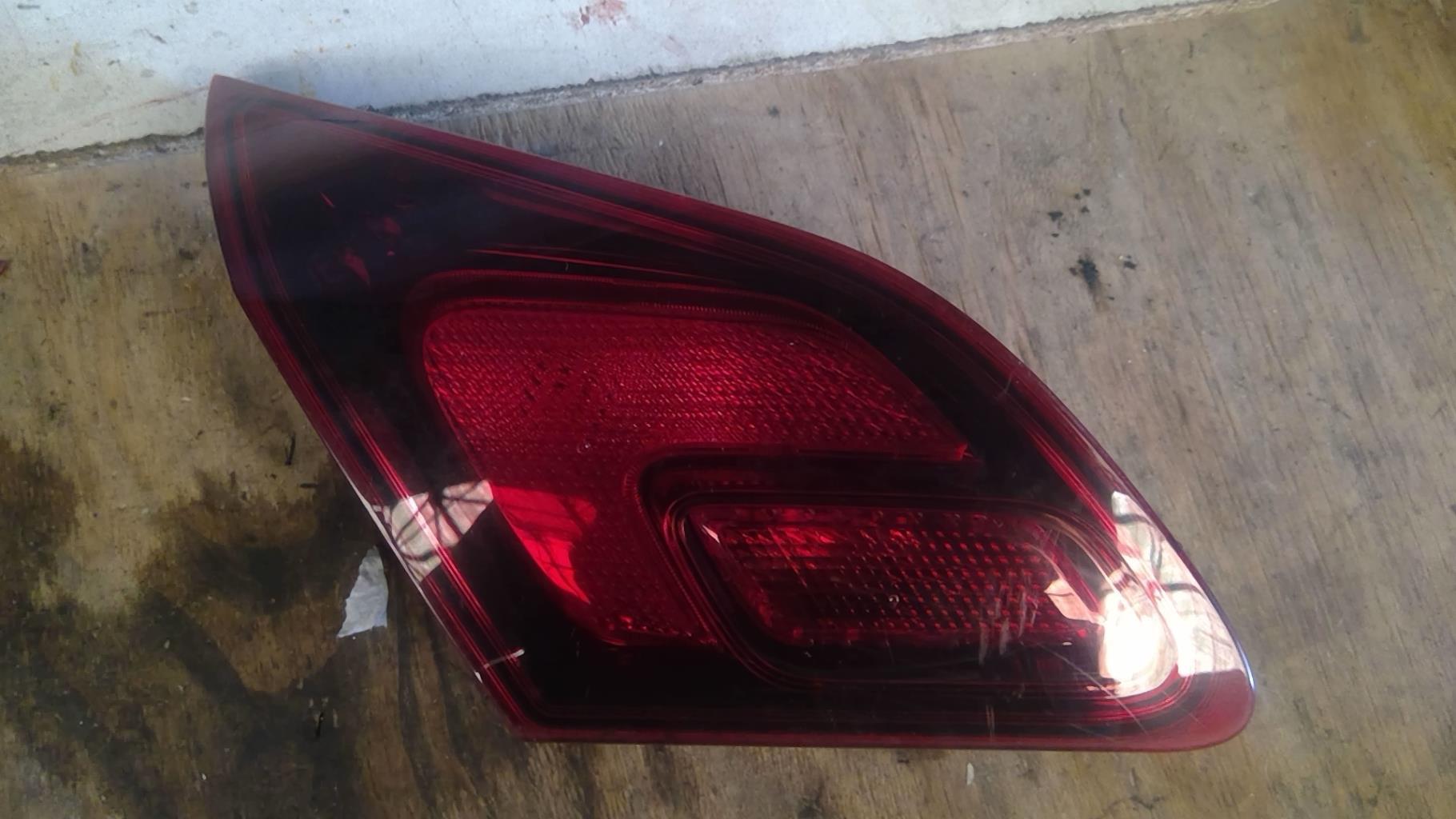 Feu arriere secondaire gauche (feux) OPEL ASTRA J PHASE 1 Diesel - 1