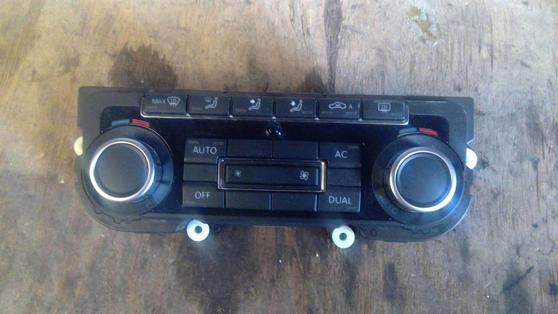 Commande chauffage VOLKSWAGEN GOLF 6 Diesel - 1