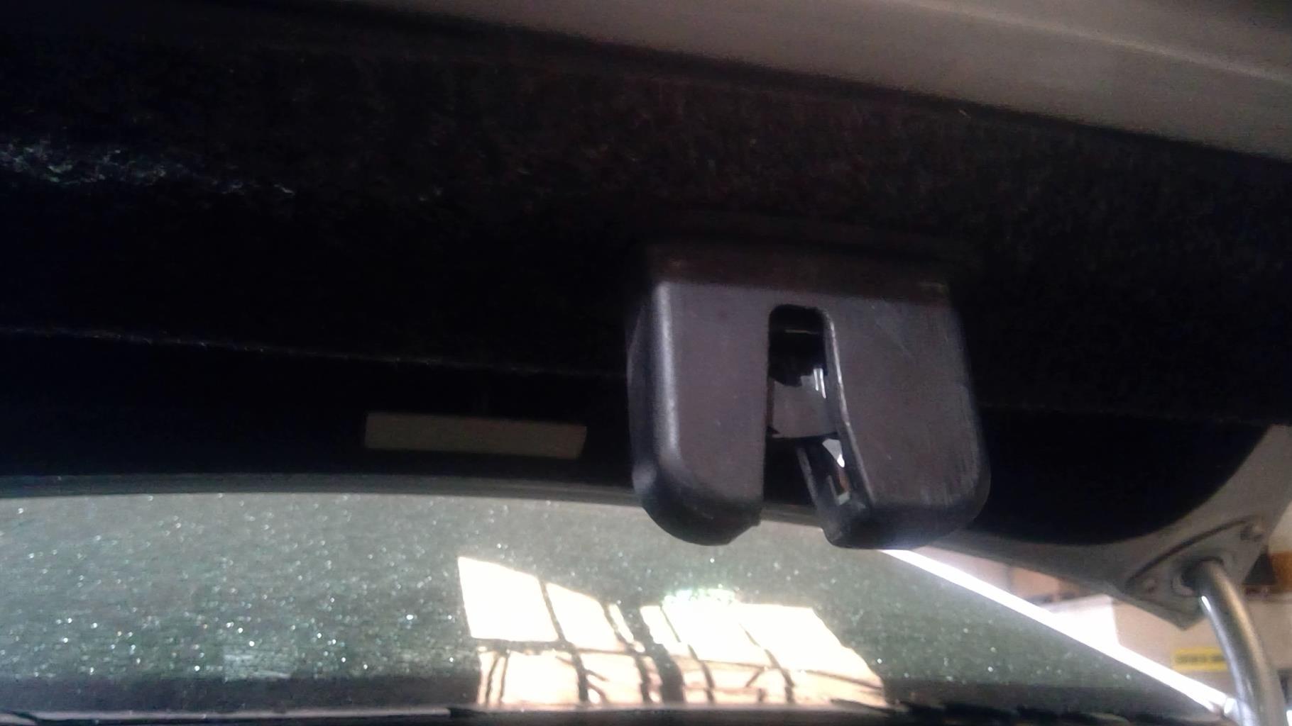 Serrure de hayon VOLKSWAGEN PASSAT 5  - 1