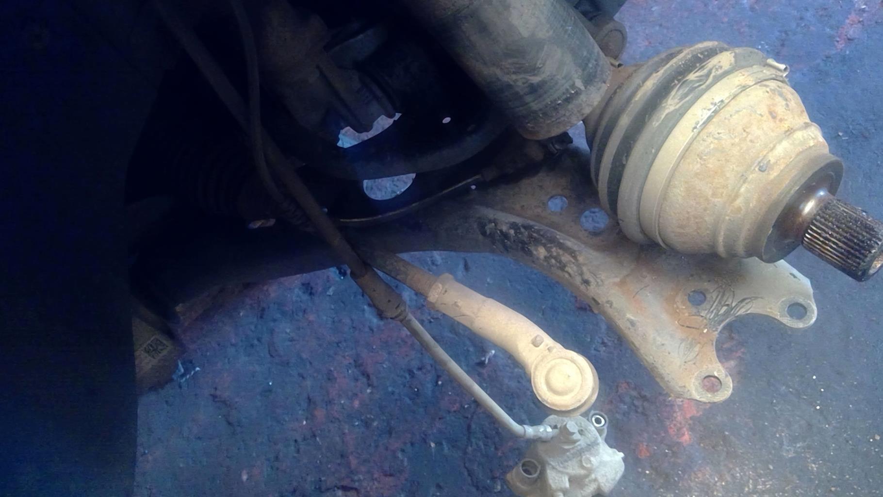 Triangle avant droit VOLKSWAGEN GOLF 6 Diesel - 1