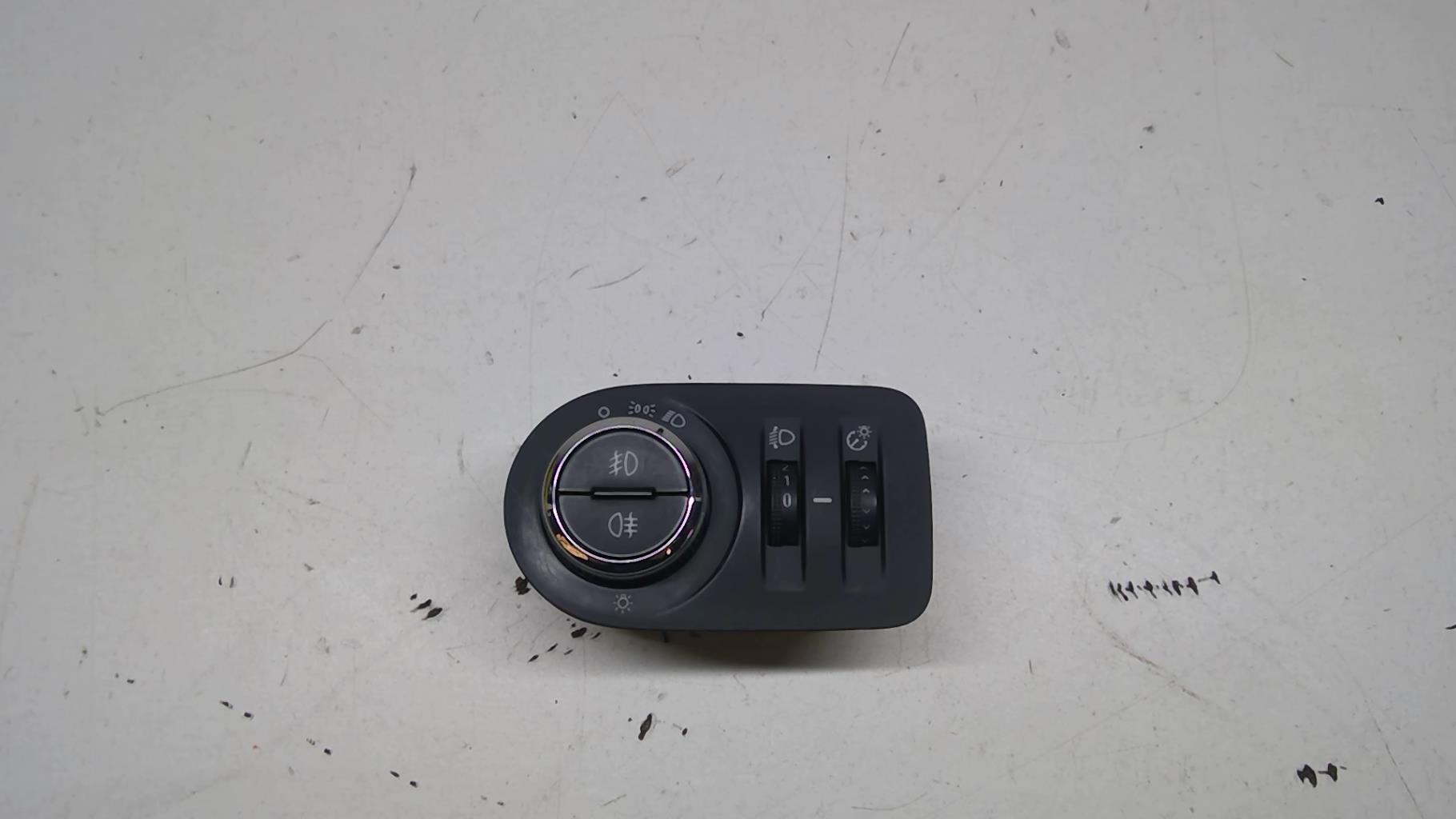 Commande de phare OPEL CORSA D PHASE 2 Diesel - 1