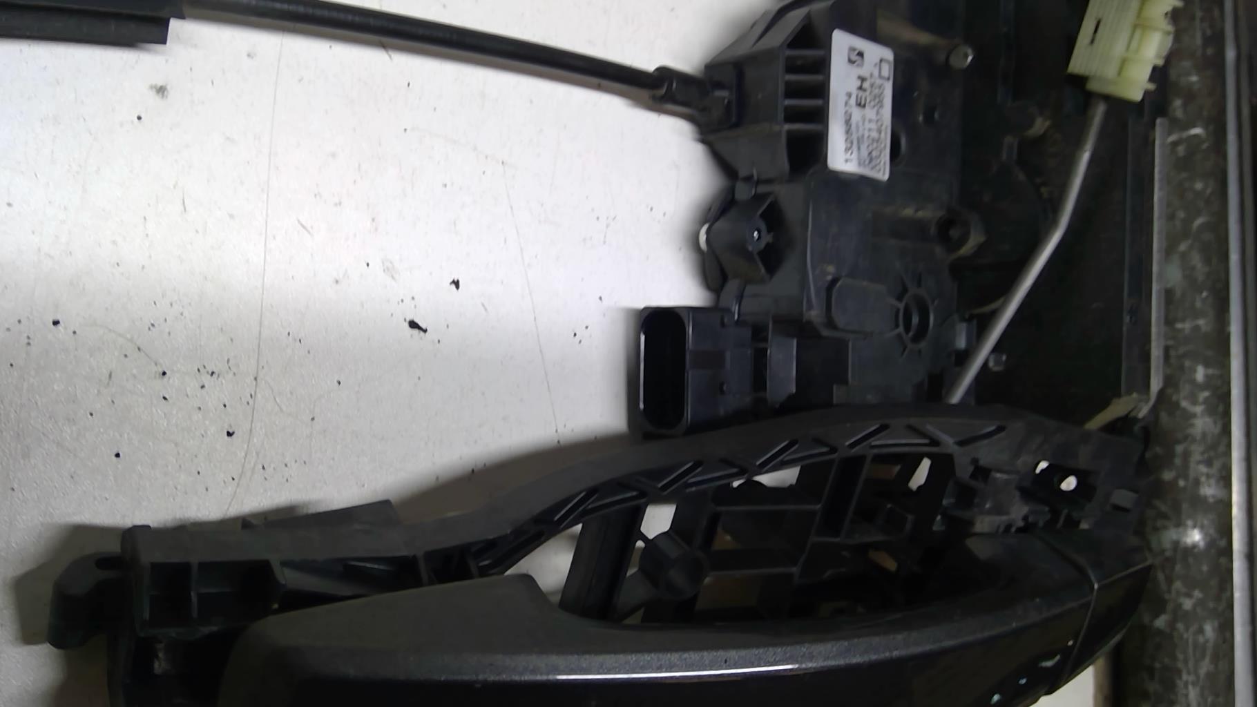 Serrure avant droit OPEL CORSA D PHASE 2 Diesel - 1
