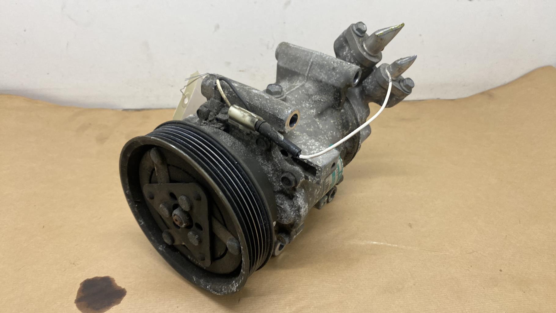 Compresseur clim RENAULT CLIO 2 PHASE 2 Diesel - 1
