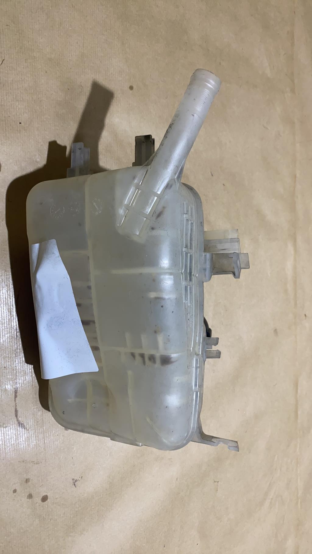 Vase d'expansion RENAULT MEGANE 3 PHASE 1 Diesel - 1