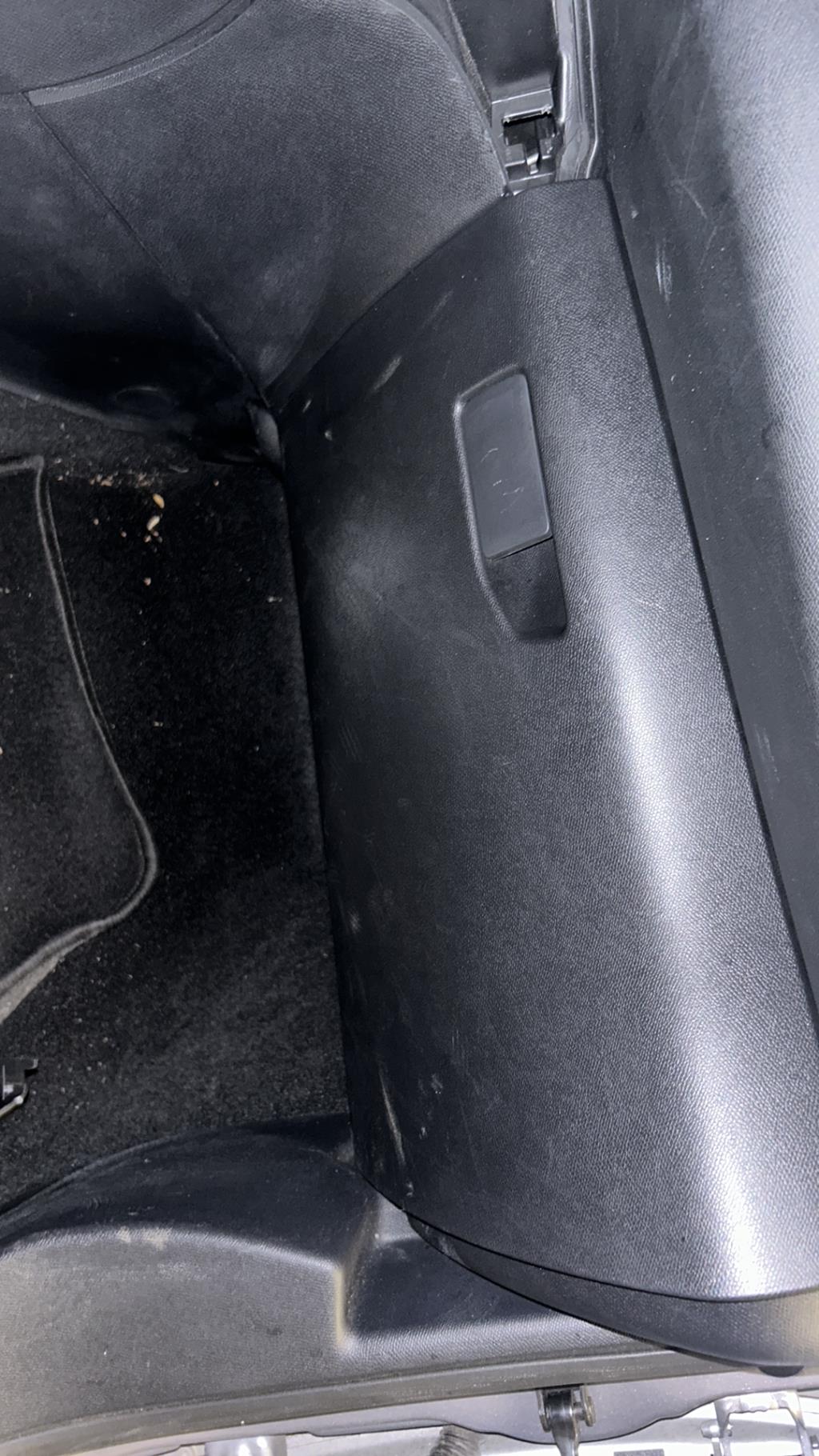 Boite a gants PEUGEOT 308 2 PHASE 1 Diesel - 1