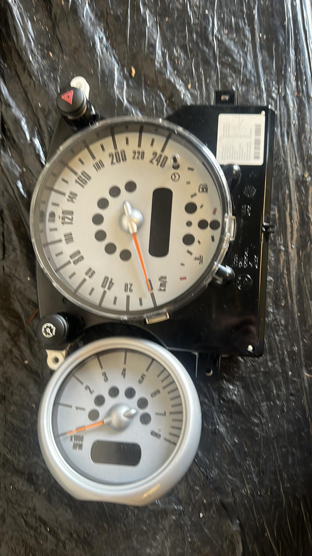 Compteur MINI MINI 1 R50/R53 PHASE 1 Essence - 1