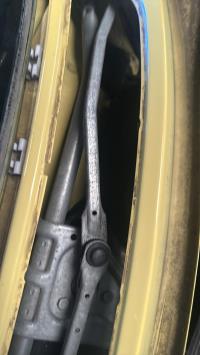 Moteur essuie glace avant