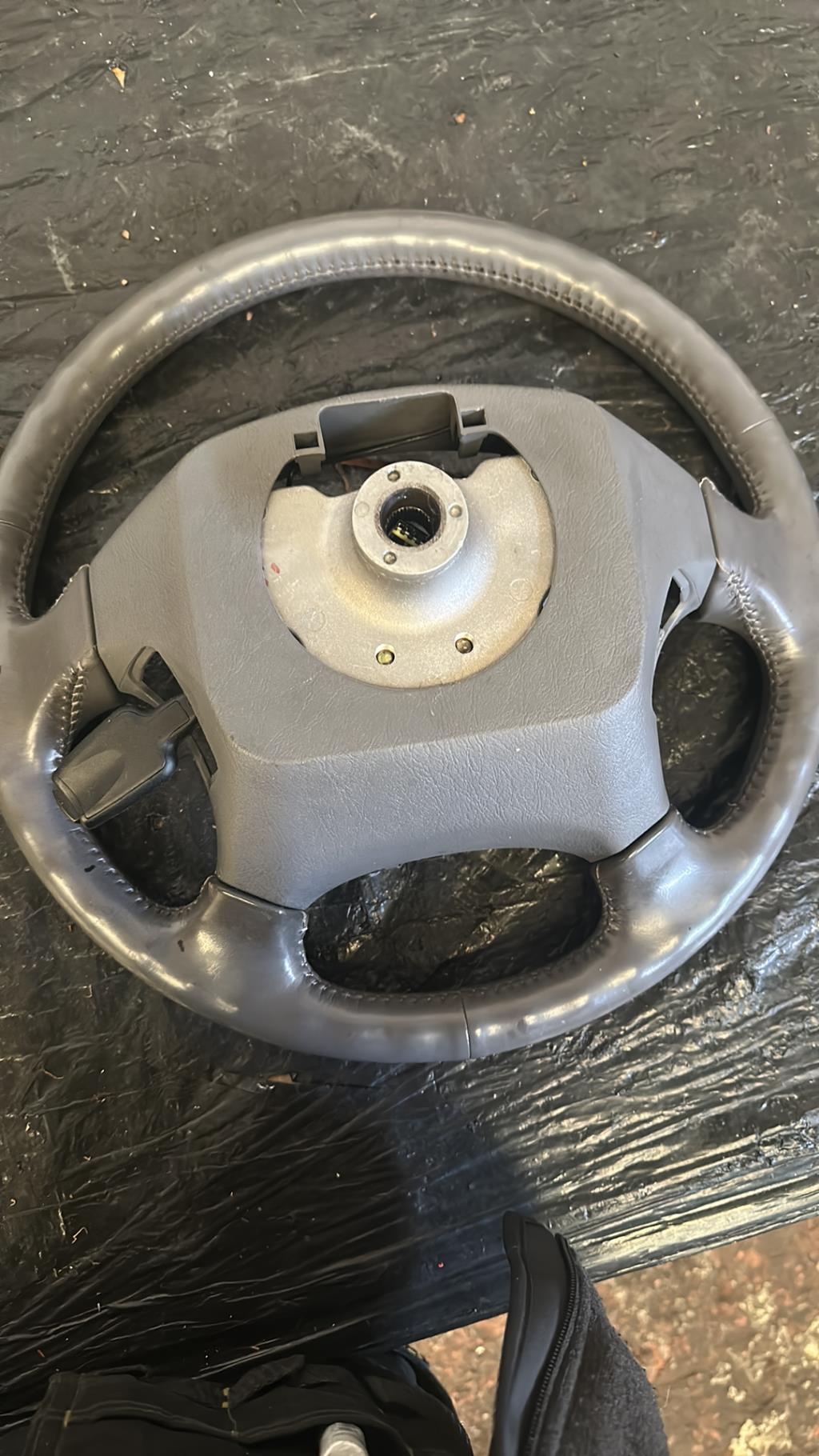 Volant HYUNDAI TUCSON 1  - 1