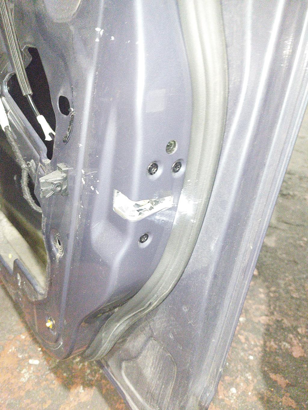 Serrure avant droit FORD C-MAX 2 PHASE 1 Diesel - 1