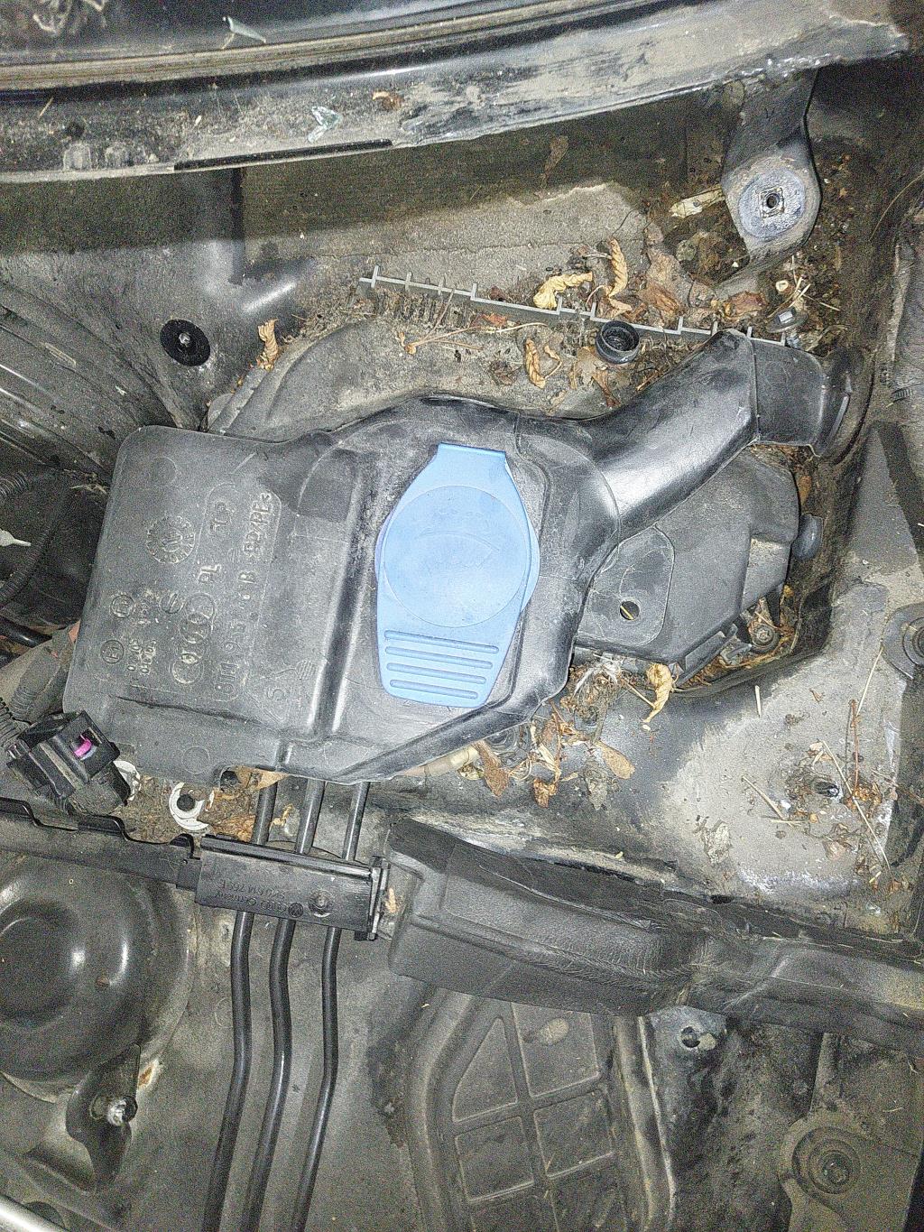 Vase de lave glace AUDI A4 3 PHASE 1 Diesel - 1