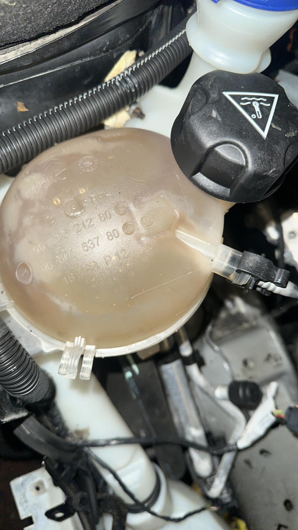 Vase d'expansion PEUGEOT 208 1 PHASE 1 Diesel - 1