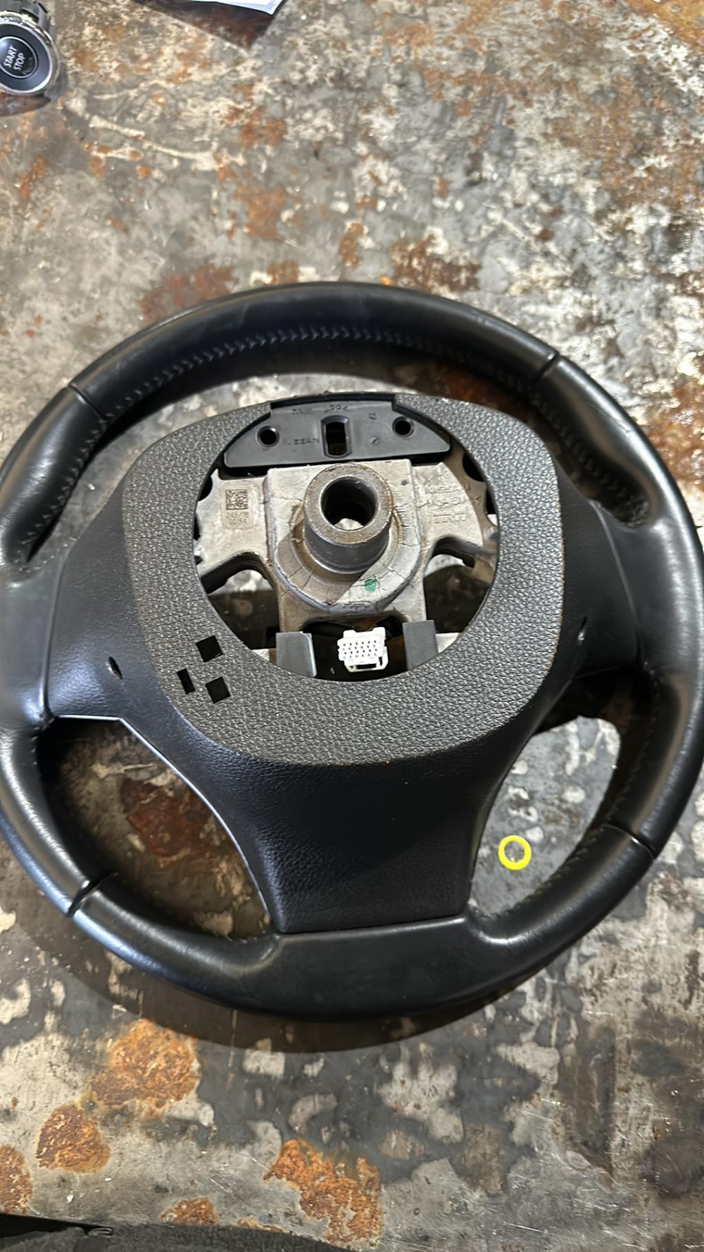 Volant NISSAN QASHQAI 2 PHASE 1 Diesel - 1