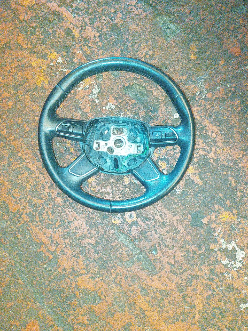 Volant AUDI A4 3 AVANT PHASE 2 BREAK Diesel - 1