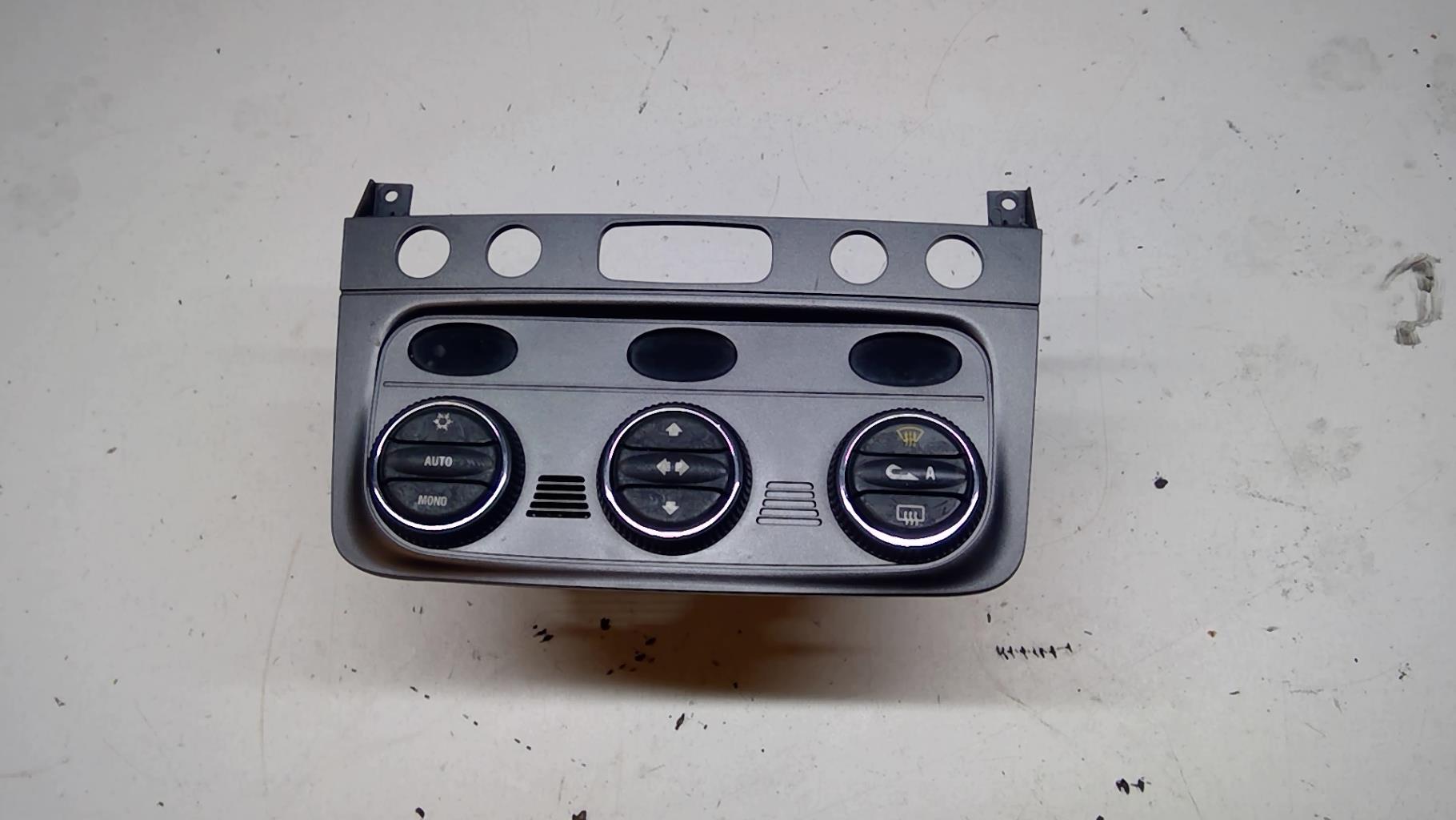 Commande chauffage ALFA ROMEO GT COUPE Diesel - 1