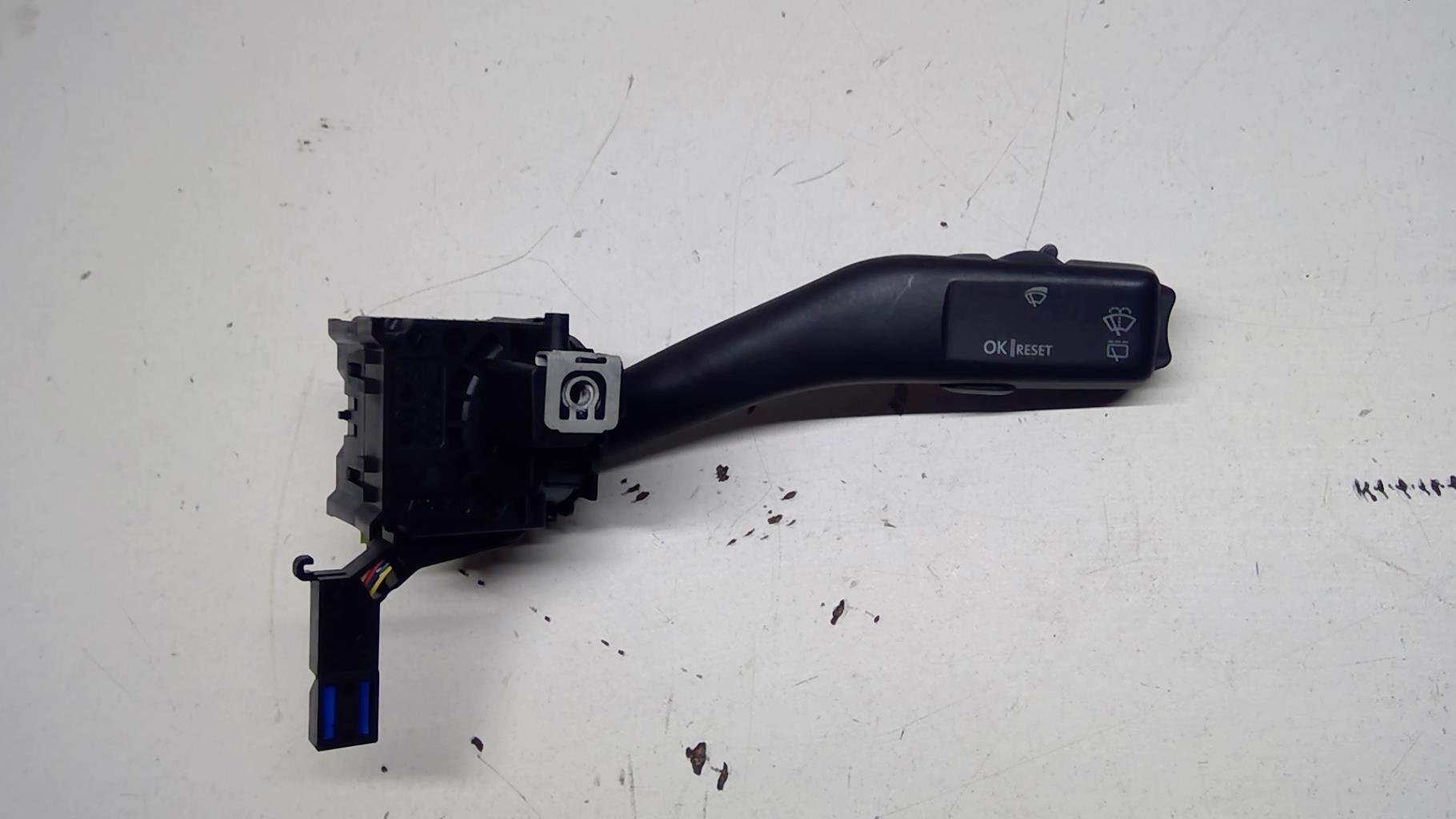 Commodo d'essuie glaces AUDI A3 2 PHASE 1 Diesel - 1