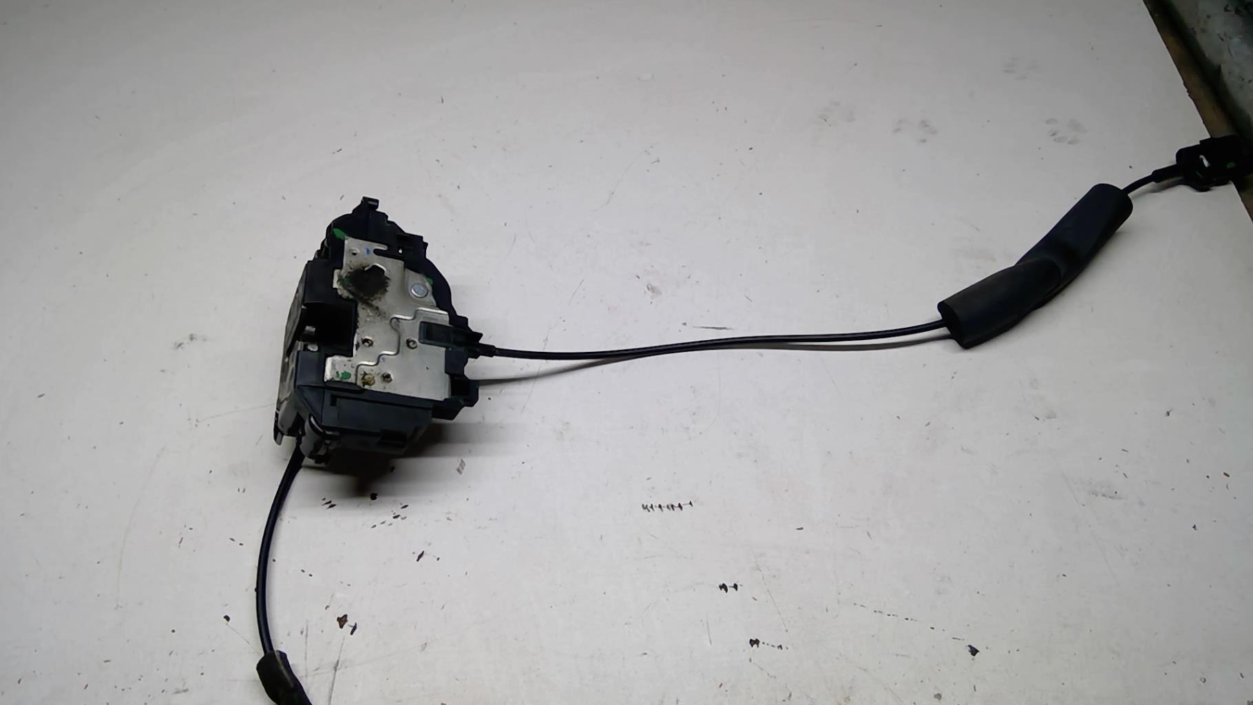 Serrure arriere droit RENAULT SCENIC 3 PHASE 1 Diesel - 1