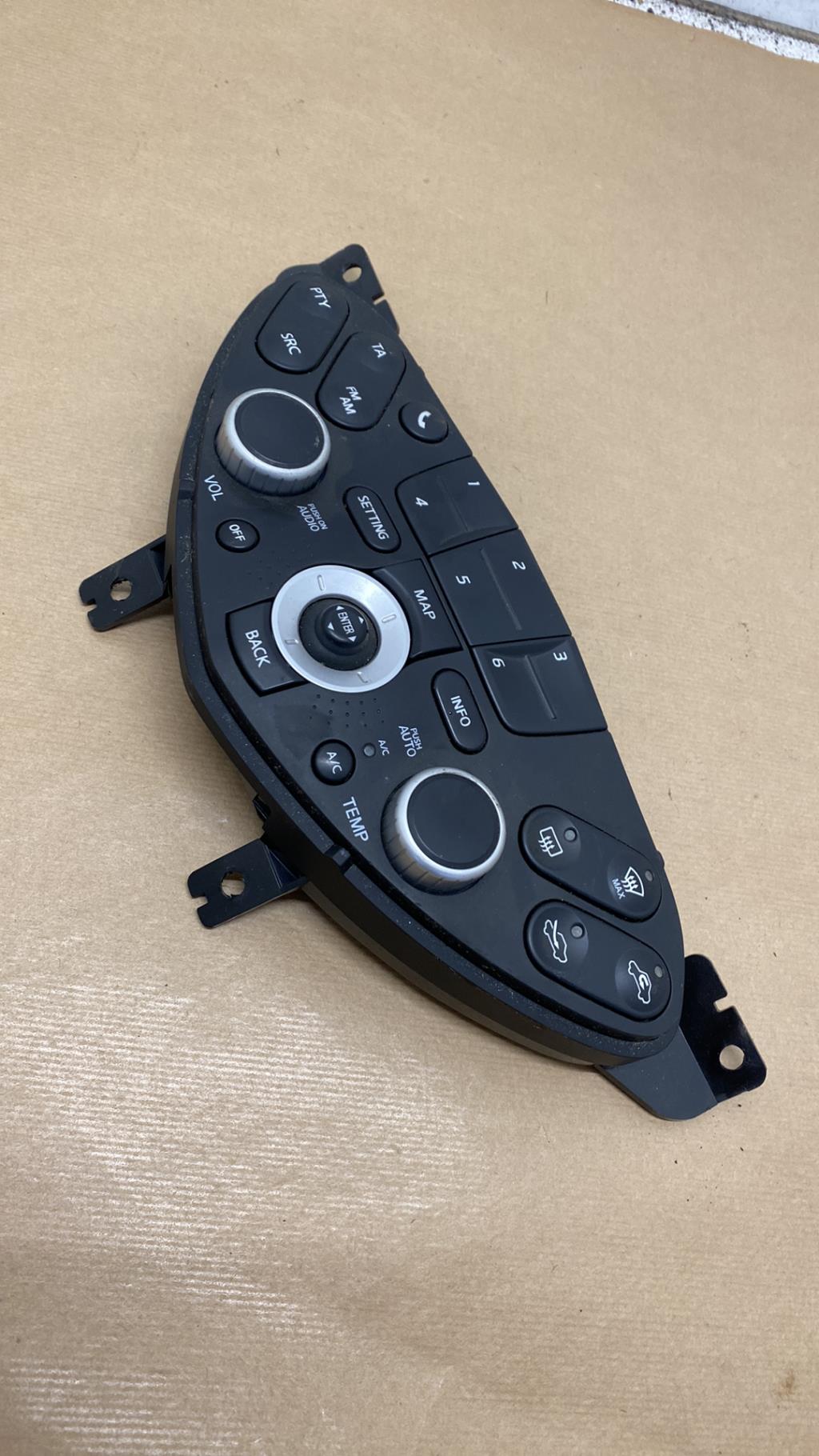 Commande chauffage NISSAN PRIMERA 3 Essence - 1