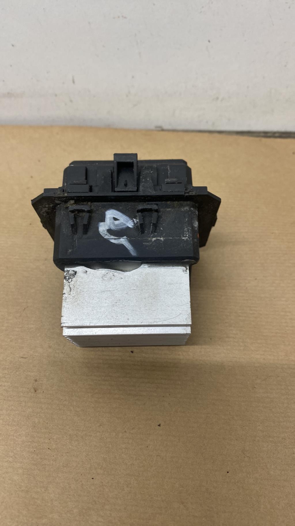 Resistance chauffage RENAULT MEGANE 3  - 1